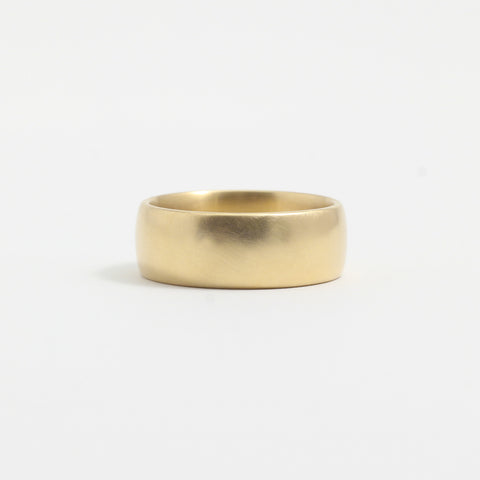Gelbgoldener 7-mm-Trauring, abgerundet, mattes Finish, breiter Ring